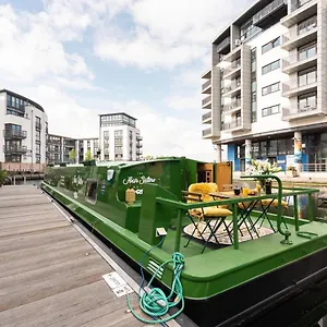 Botel - Houseboats, Edinburgh
