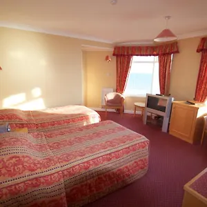 Expanse Otel